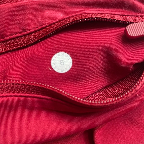 lululemon red speed-up shorts - Picture 3 of 4